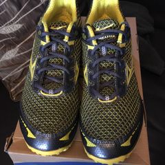 Mizuno Wave Kaze 4 Men's Racers Spikes Cross Country Running UK 9 EU 43