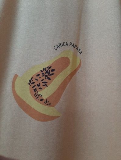 New tee shirts tag attached