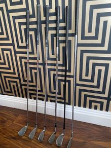 Golf Clubs (6 clubs)