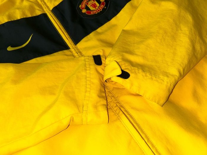 MANCHESTER UNITED Nike 2009/10 tracksuit jacket zip top windbreaker training M