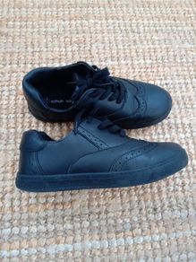 Boys black lace up school shoes size EU 38 UK 5- Schuh