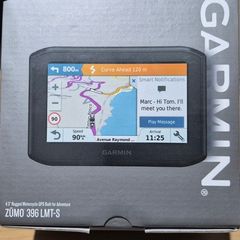Garmin Zumo 396-LMTS motorcycle navigation GPS
