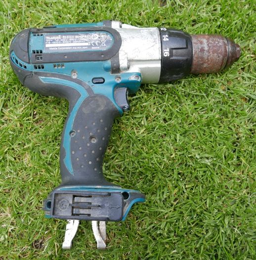 Makita 4 Piece 18v Power Tool Kit (everything works fine)