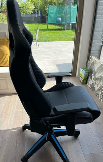 Gaming chair