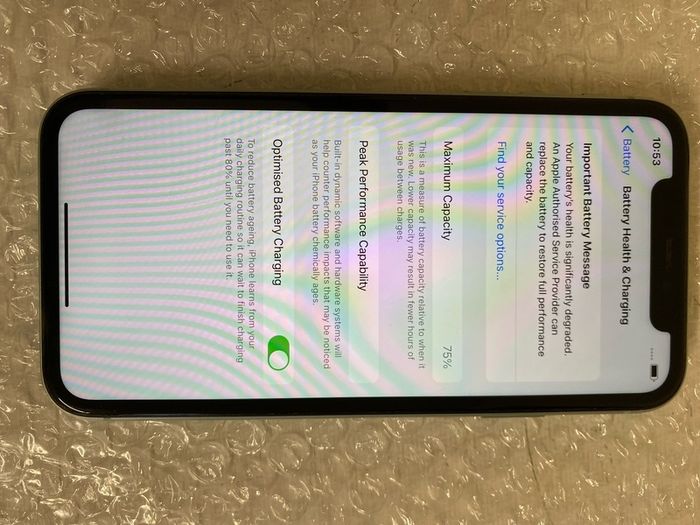 iPhone 11 64GB GreenCharger