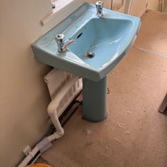 Vintage Turquoise Bathroom