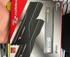 DDR5 Trident z5 neo 16gb x 2 6000mhz
