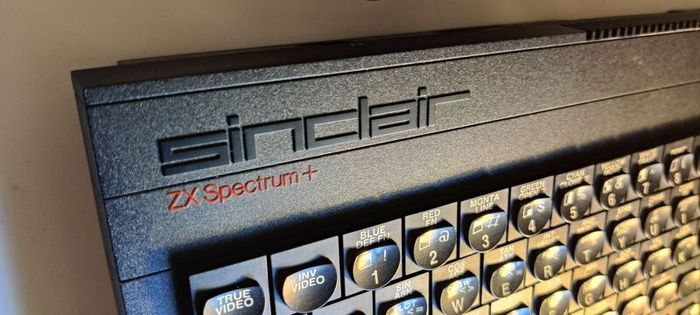 Sinclair ZX Spectrum+ 48k