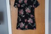 New Look  Black Dress/Floral Pattern.   S.12.