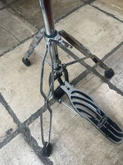 Hi hat stand