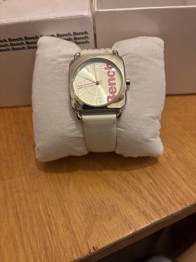 Lady's Bench watch