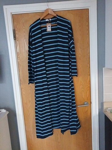 Gallery Aurora Stripe Long Cardigan. . Size  XL -18.    B.N.W.T