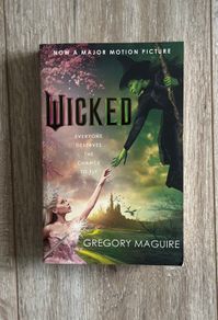Wicked (by Gregory Maguire) Book