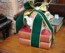 The Pickwick Gift Stack