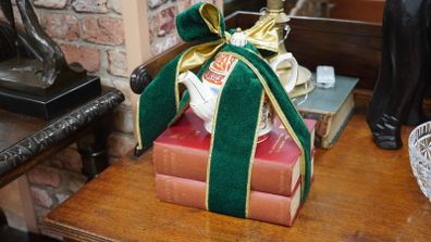 The Pickwick Gift Stack