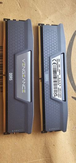 64GB (2x32) DDR5 6000mhz CL30 Corsair Vengeance RAM kit