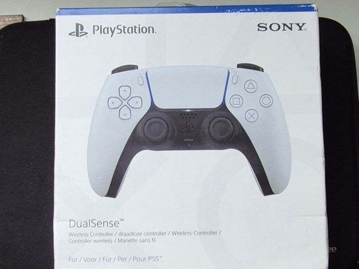 PlayStation 5 Dual Sense Controller
