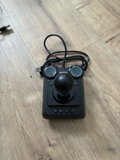 Commodore 64 , The C64 Mini Black Edition with 25 Games and Controllers