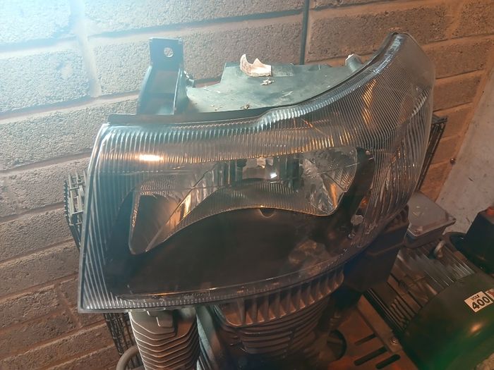 Ford transit 2004 ps headlamp h4