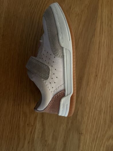 Clarks Fawn Hero toddler shoes size 5G