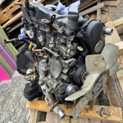 Toyota landcruiser engine