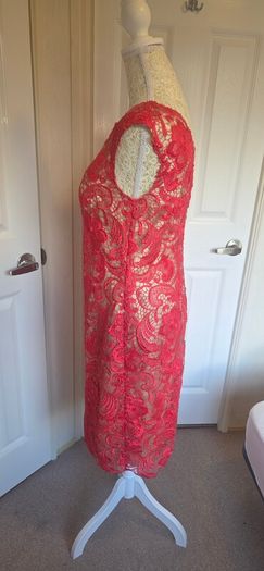 Libra Coral Lace Midi Dress Size 12 Nude Lining Occasion Wedding Guest