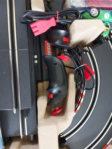MarioKart Carrera Go, in like new condition, in Box with all accessories