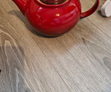 Le creuset teapot