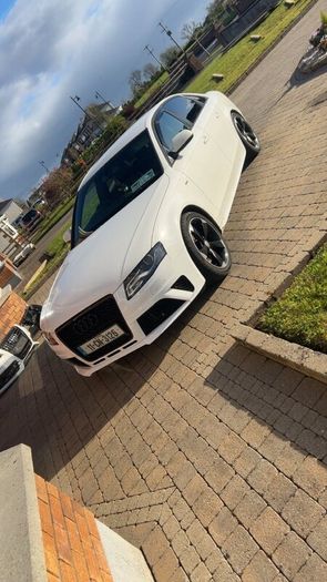 Audi a4 b8 s line black edition