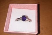 9C White Gold Diamond &amp; Amythest Ring