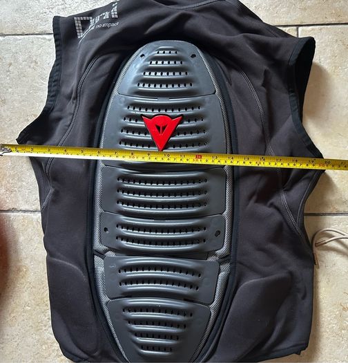 Dainese men's ski/horse-riding or bikers gilet with back protection