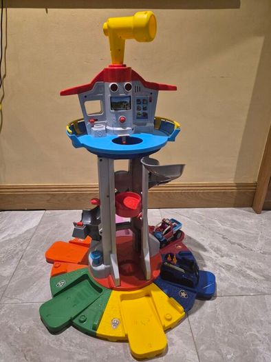 paw patrol lookout tower