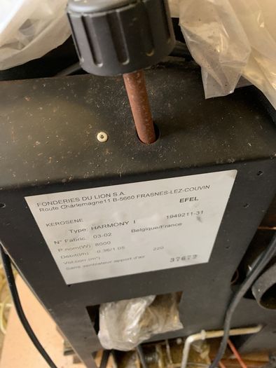 Egalitarian oil burner