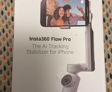 smartphone Gimbal Stabiliser - Insta360 Flow Pro for IPhone