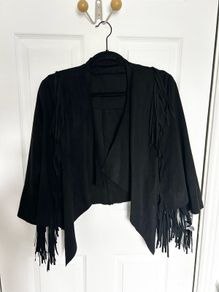 Fringe cropped jacket
