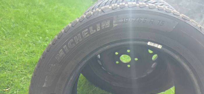 2 Michelin Cross Climate 2 all season tyres