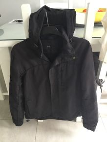 Man's Black F&F light Jacket with hood. Size Medium