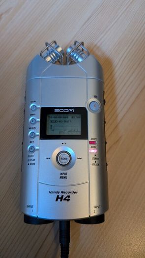 Zoom H4