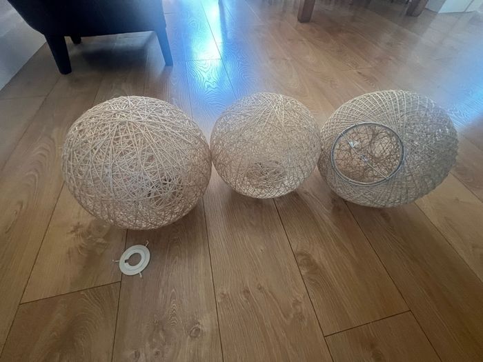 3x Lampshades