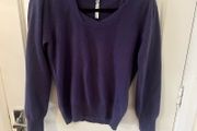 TU 100% Cashmere Sweater