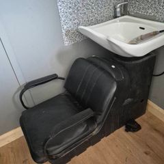hairdressing basin