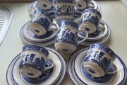 Vintage Arklow Pottery "Willow " 20 piece Teaset in Mint condition