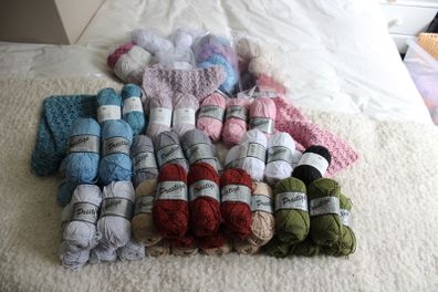 Prestige Cotton Yarn with Light Shimmer only 1 euro per Ball