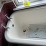 cast iron bath in ornate feet. Image 3