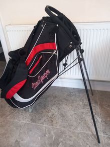 McGregor golf bag with stand.