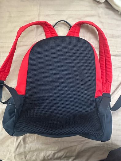 tommy backpack
