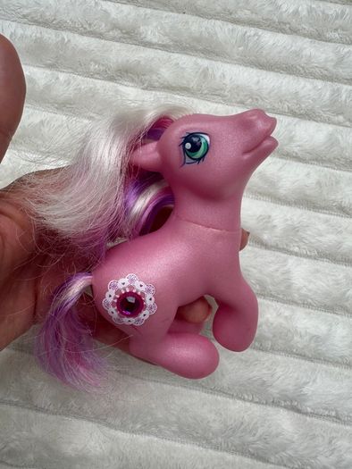 MLP My Little Pony G3 Crystal Lace Friendship Ball and Periwinkle Jewel Pony 2003 Dirty Used Cut Hair Please see pictures