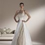 Wedding dress Image 4
