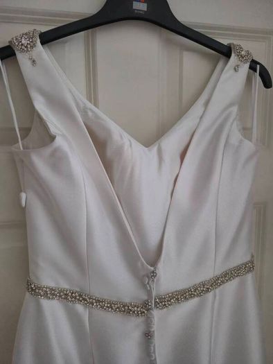 Margaret Moreland: Amy Size 12 Wedding Dress