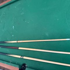 Pool table
